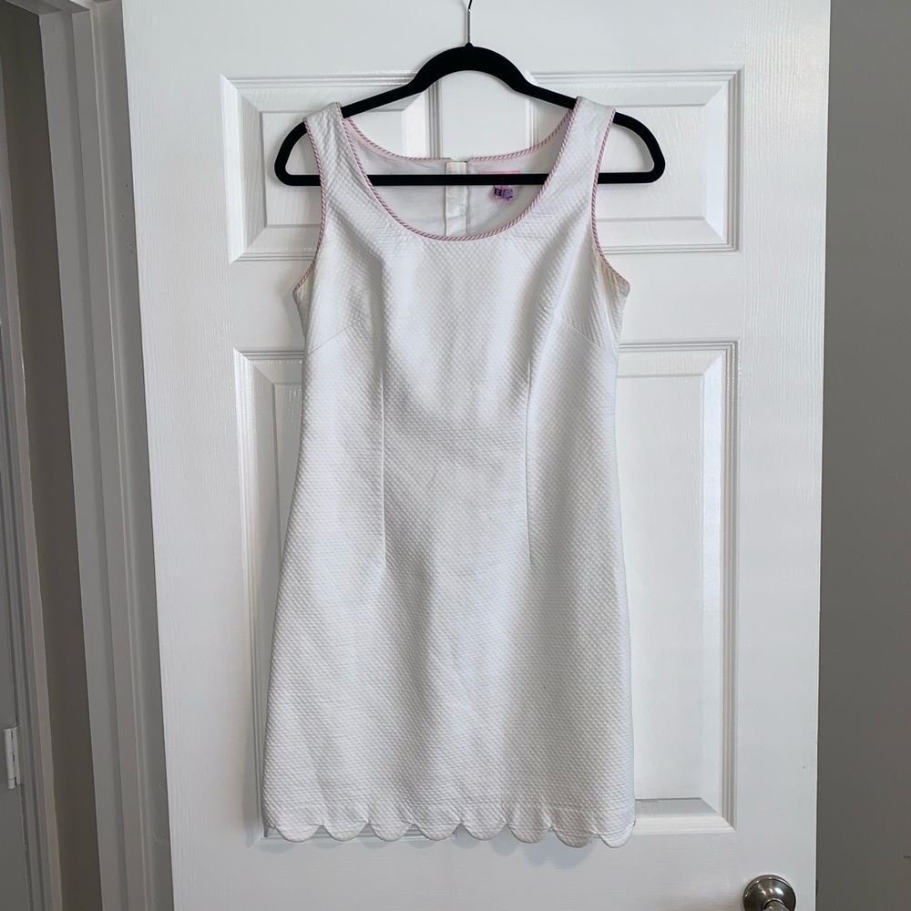 LILLY PULITZER white scallop hem shift dress